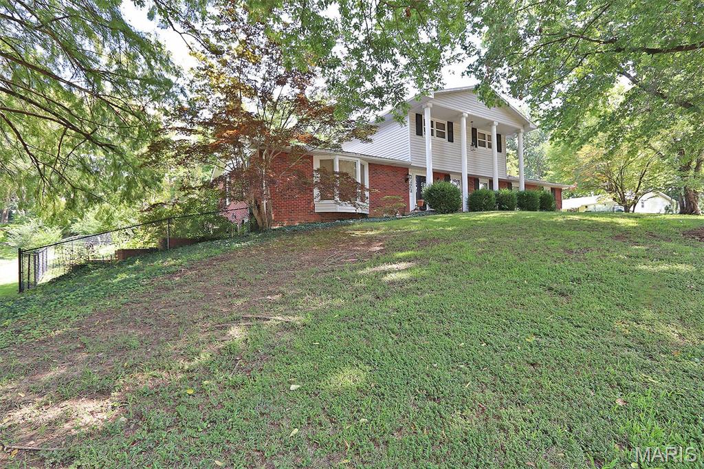 1106 Hilldale Circle Property Photo 6