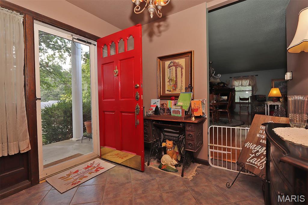 1106 Hilldale Circle Property Photo 23