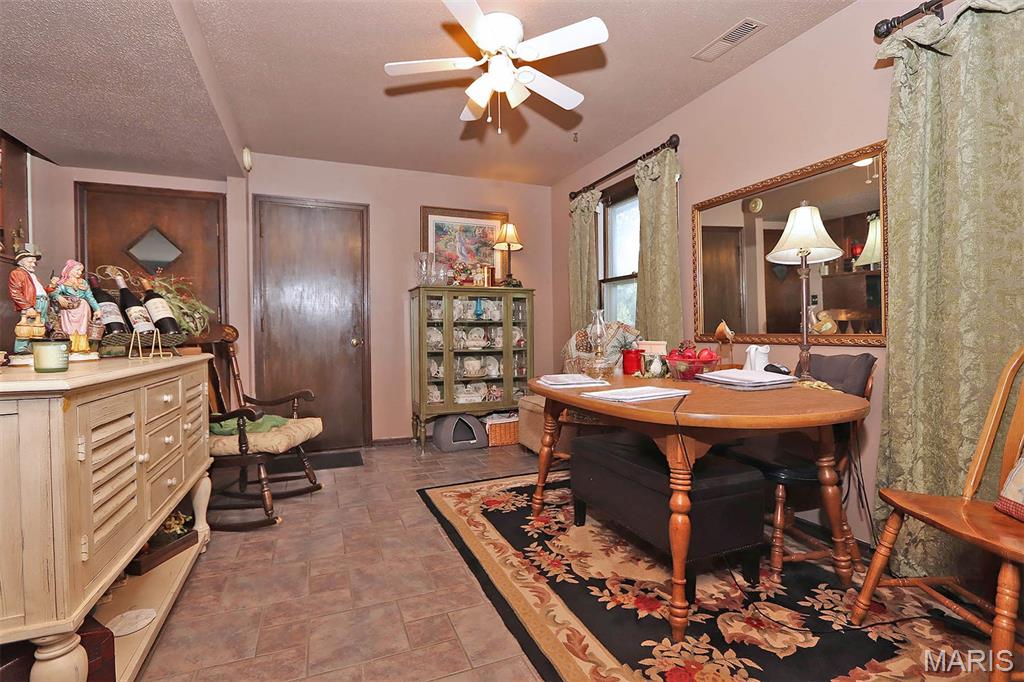1106 Hilldale Circle Property Photo 24