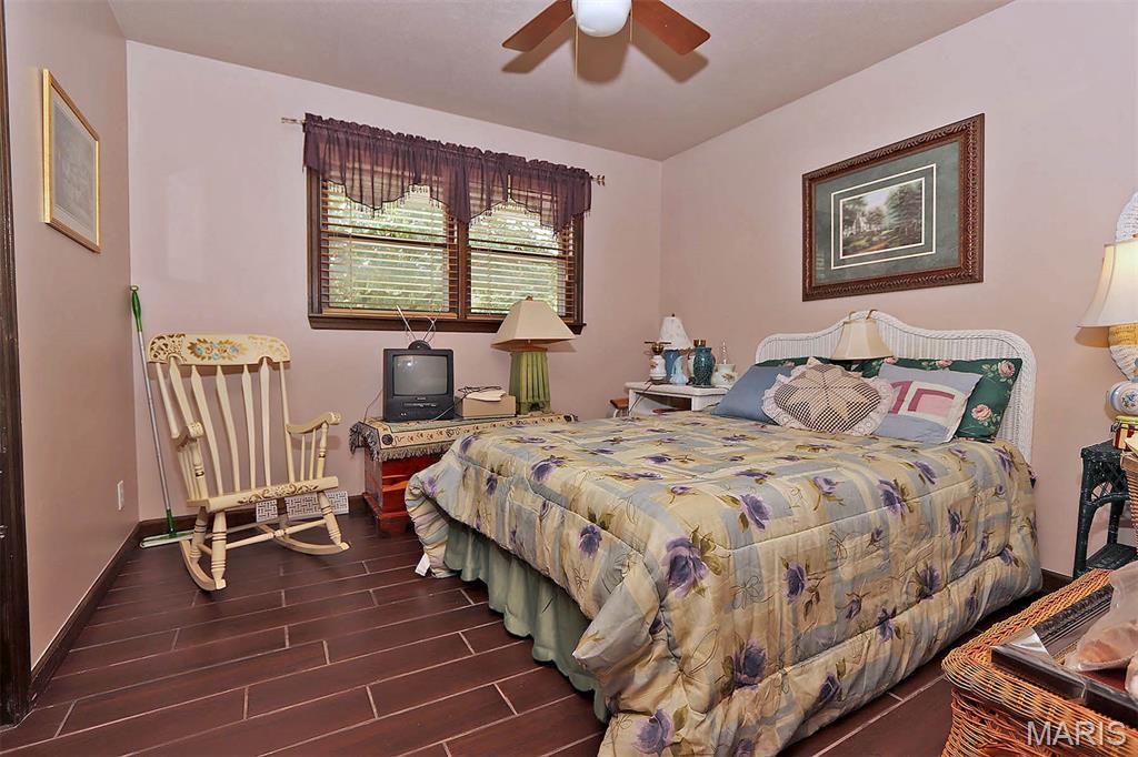 1106 Hilldale Circle Property Photo 33