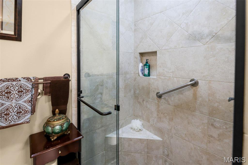 101 Fountain Drive Property Photo 34