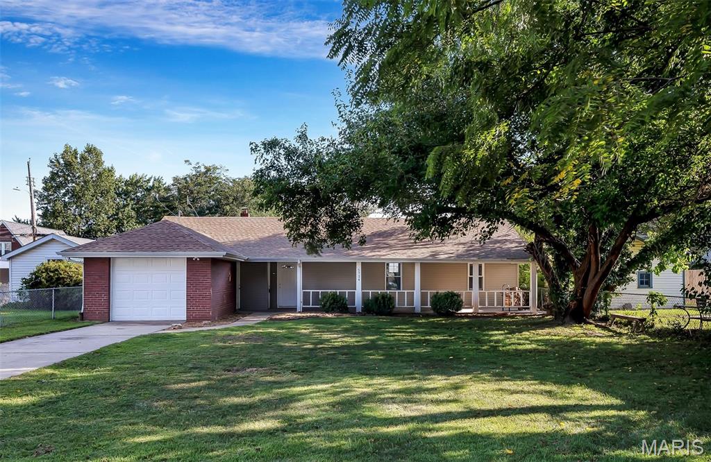 5724 Devonshire Avenue Property Photo 1