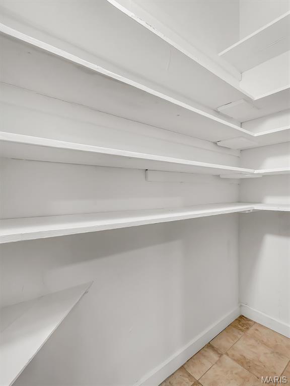 5724 Devonshire Avenue Property Photo 9
