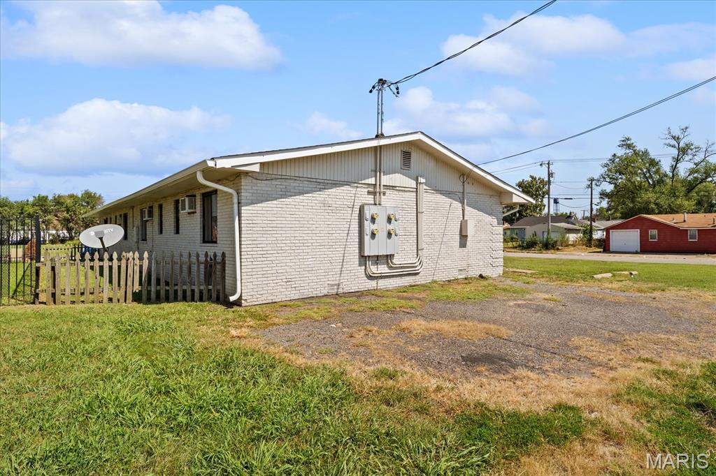 1724 Kennedy Drive Property Photo 5
