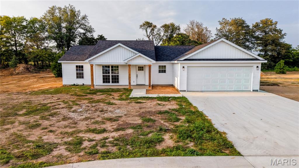 10 Perry Drive