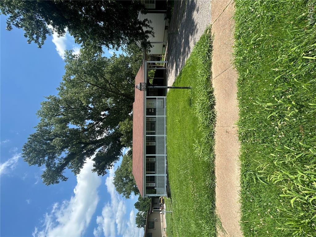 325 Moule Drive Property Photo 2