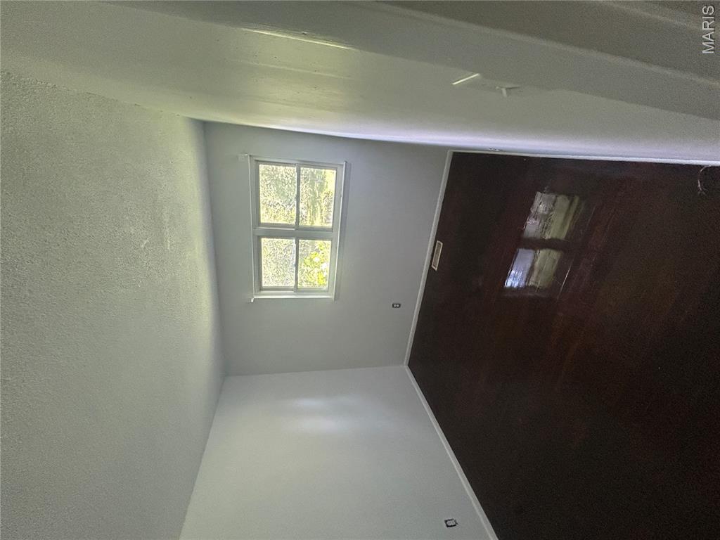 325 Moule Drive Property Photo 13