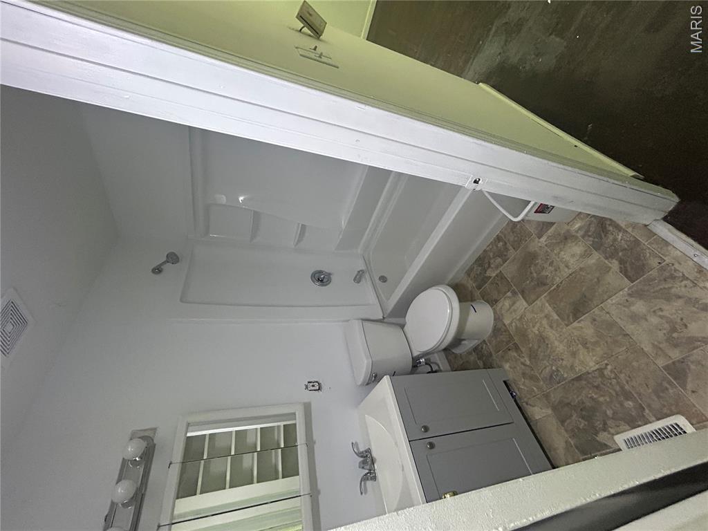 325 Moule Drive Property Photo 16