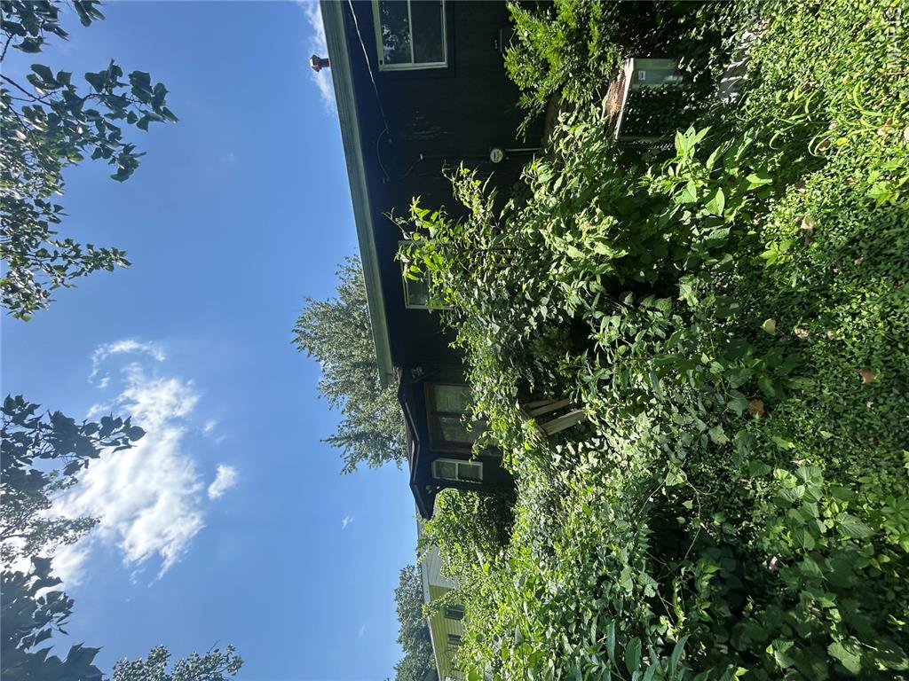 325 Moule Drive Property Photo 39