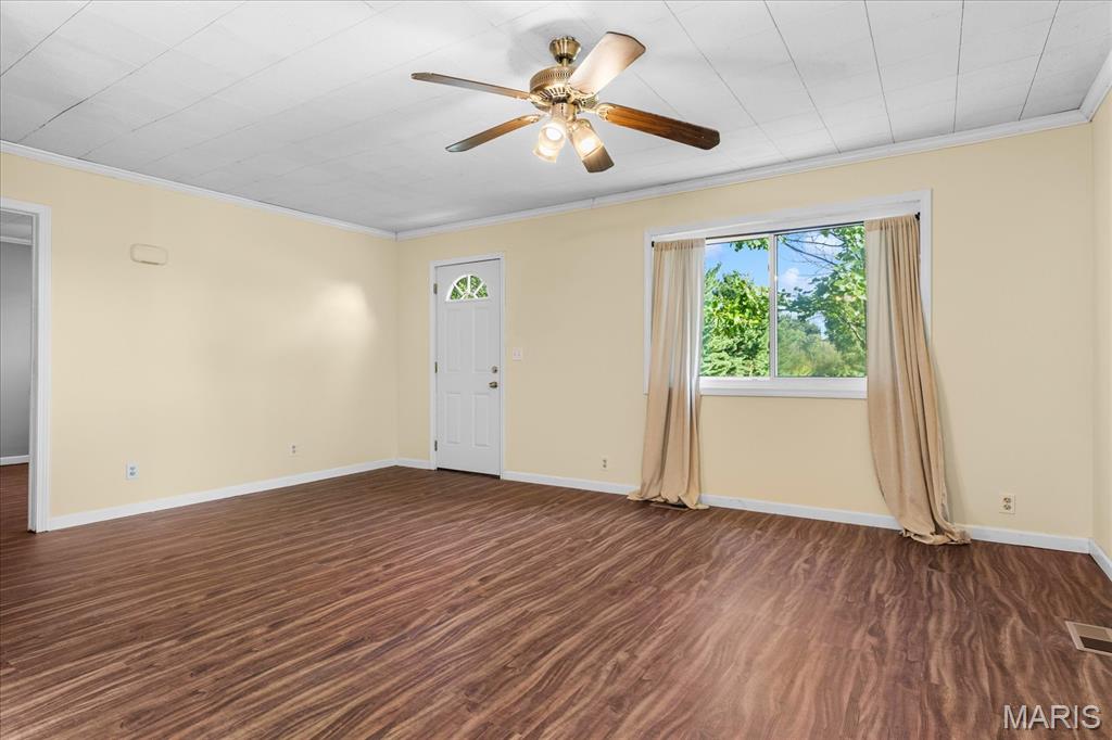 2068 Jolly Roger Drive Property Photo 7