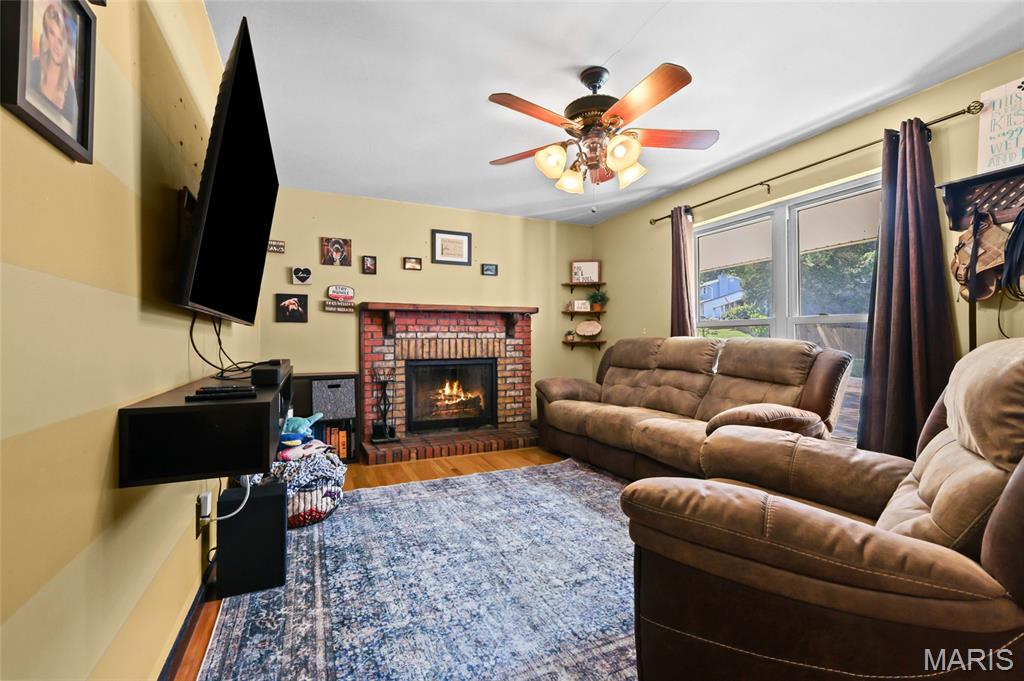 26055189 Property Photo 5