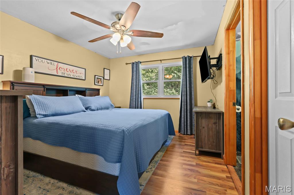 26055189 Property Photo 11