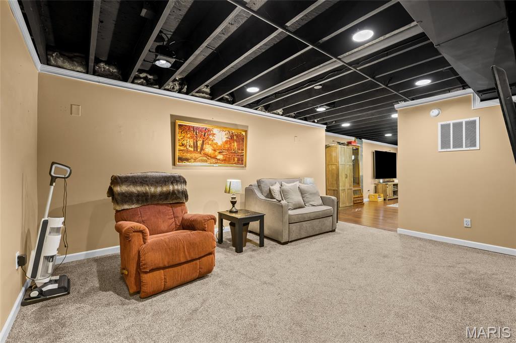 26055189 Property Photo 25