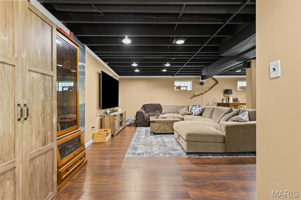 26055189 Property Photo 31