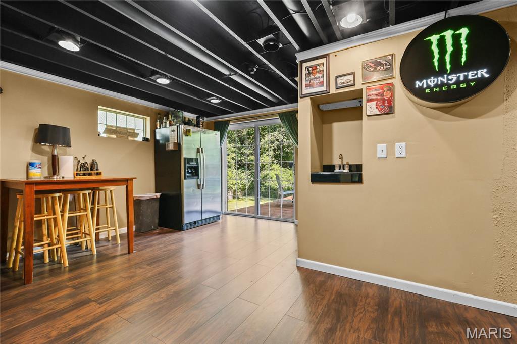 26055189 Property Photo 33