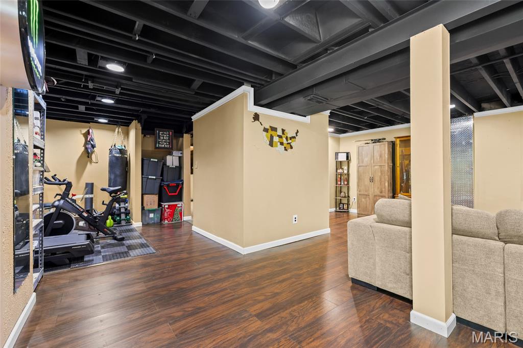 26055189 Property Photo 36