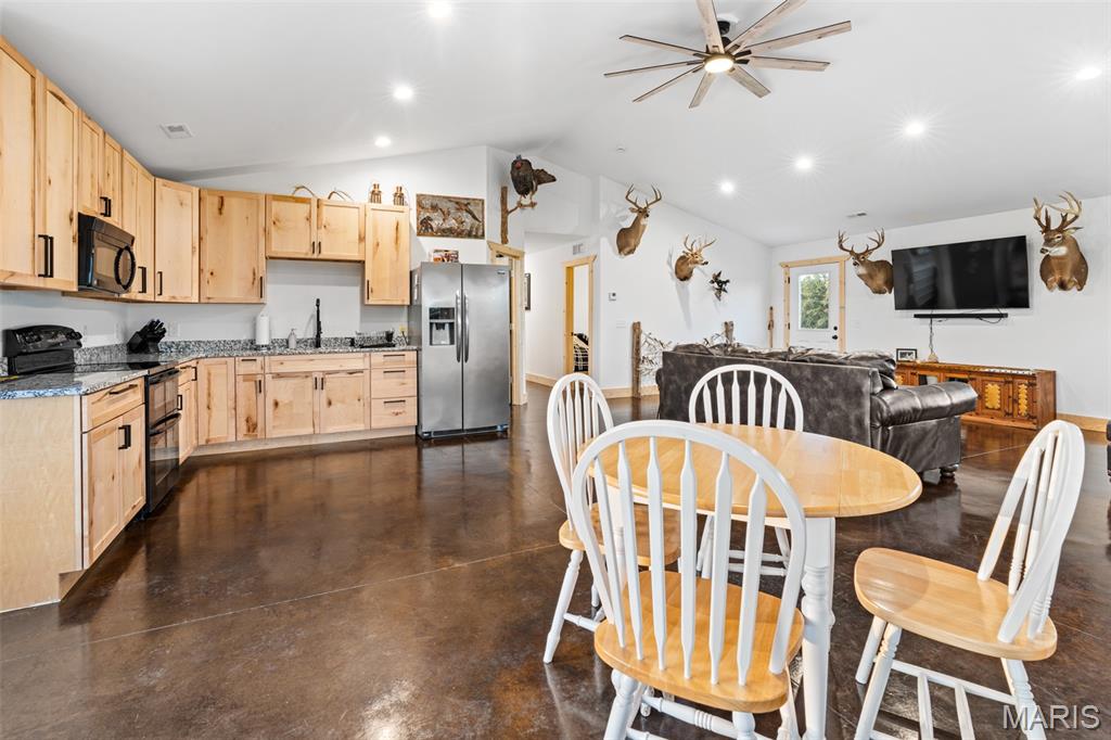 26301 Maple Drive Property Photo 12