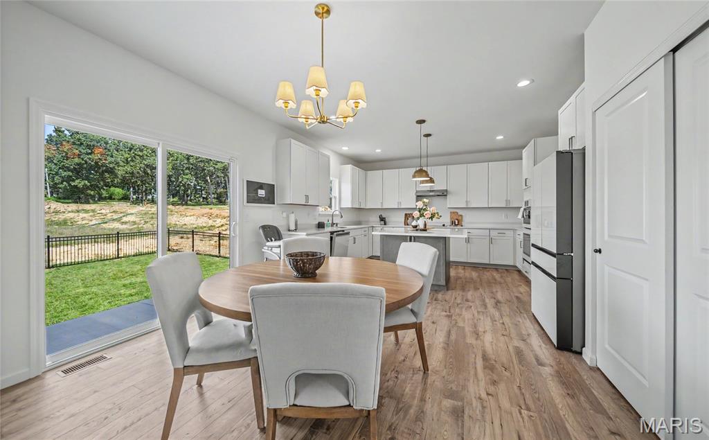 2201 Clover Property Photo 7