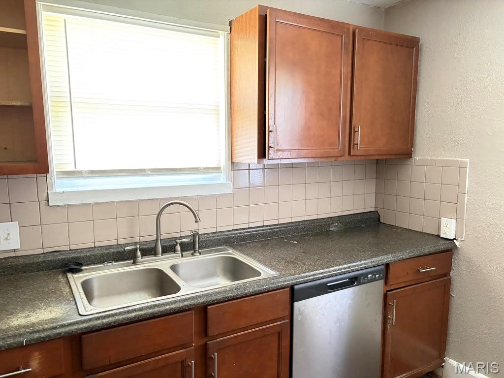 4515 June Avenue Property Photo 2
