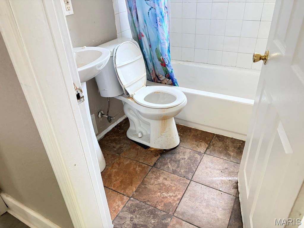 4515 June Avenue Property Photo 8