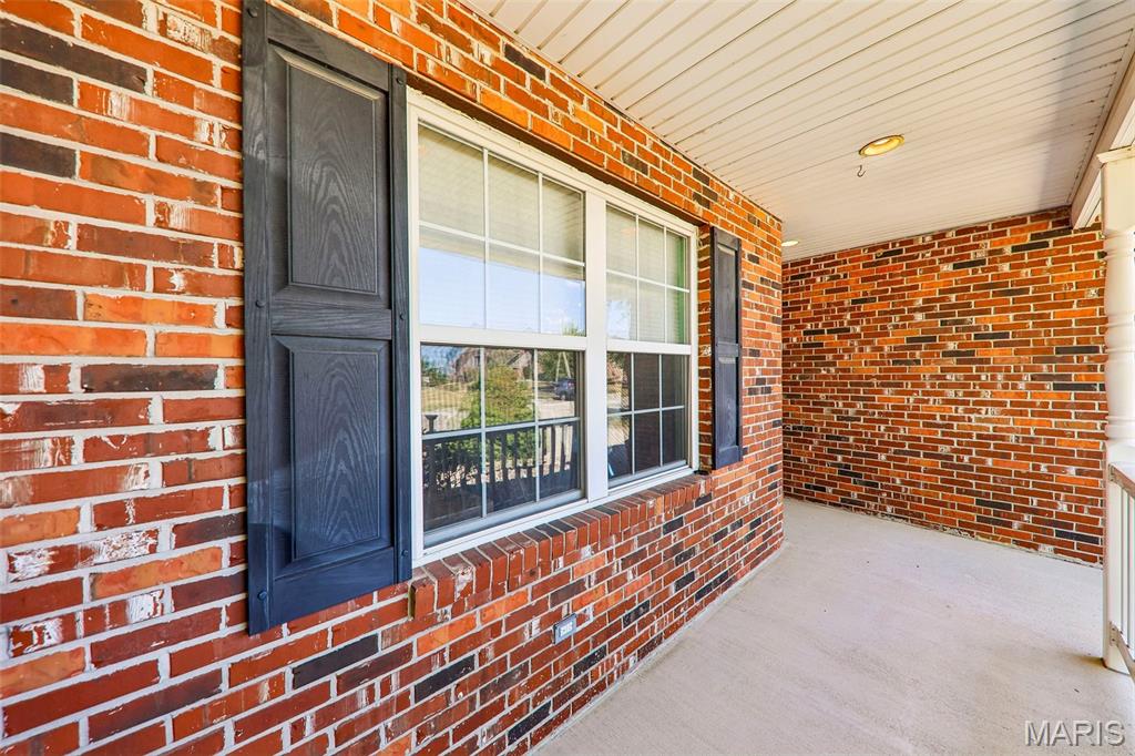 1056 Lakeview Drive Property Photo 6