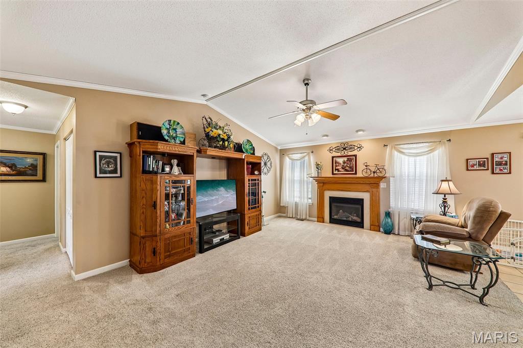 1056 Lakeview Drive Property Photo 9