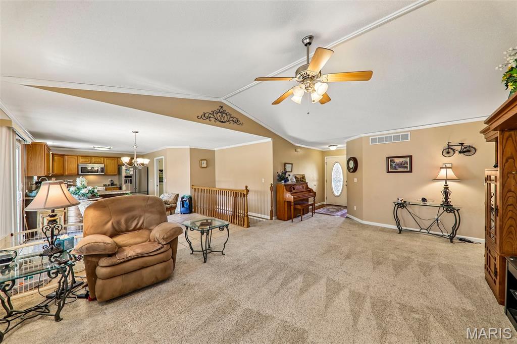 1056 Lakeview Drive Property Photo 11