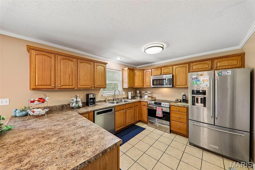 1056 Lakeview Drive Property Photo 16