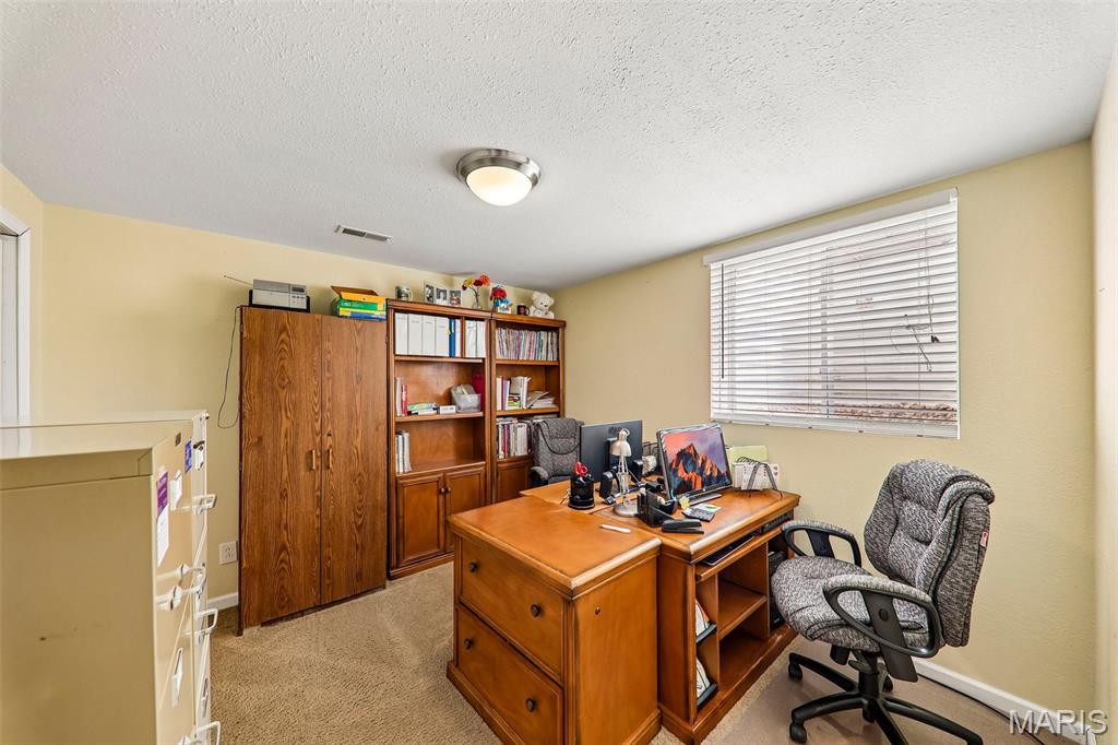 1056 Lakeview Drive Property Photo 25