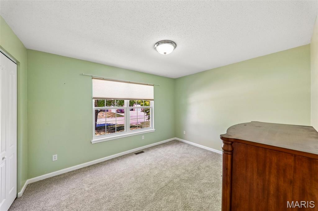 1056 Lakeview Drive Property Photo 27