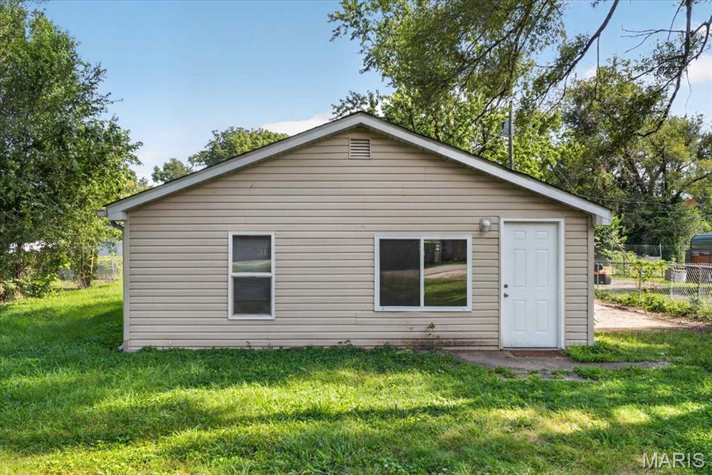 1841 Mullens Avenue Property Photo 1