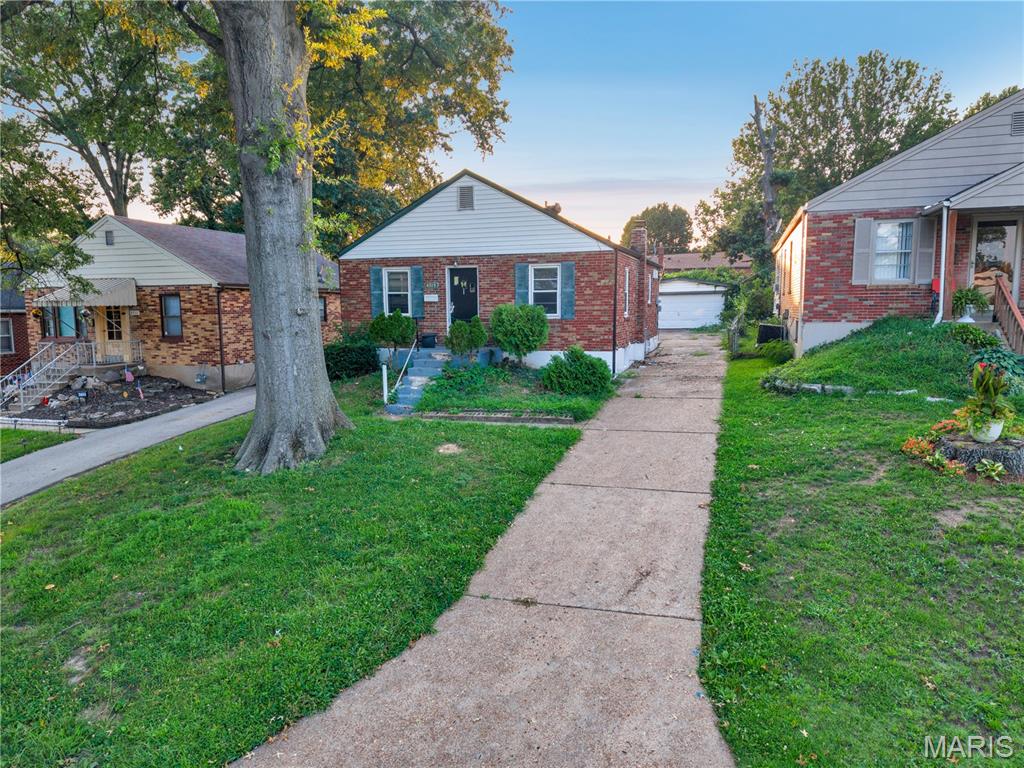 4713 Begg Boulevard Property Photo 1