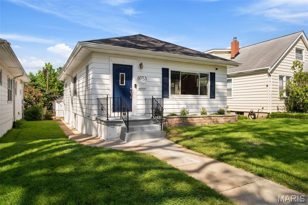 6953 Lansdowne Avenue Property Photo 1