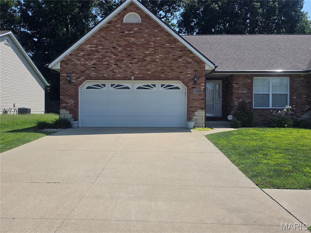 2214 Madero Drive Property Photo 1