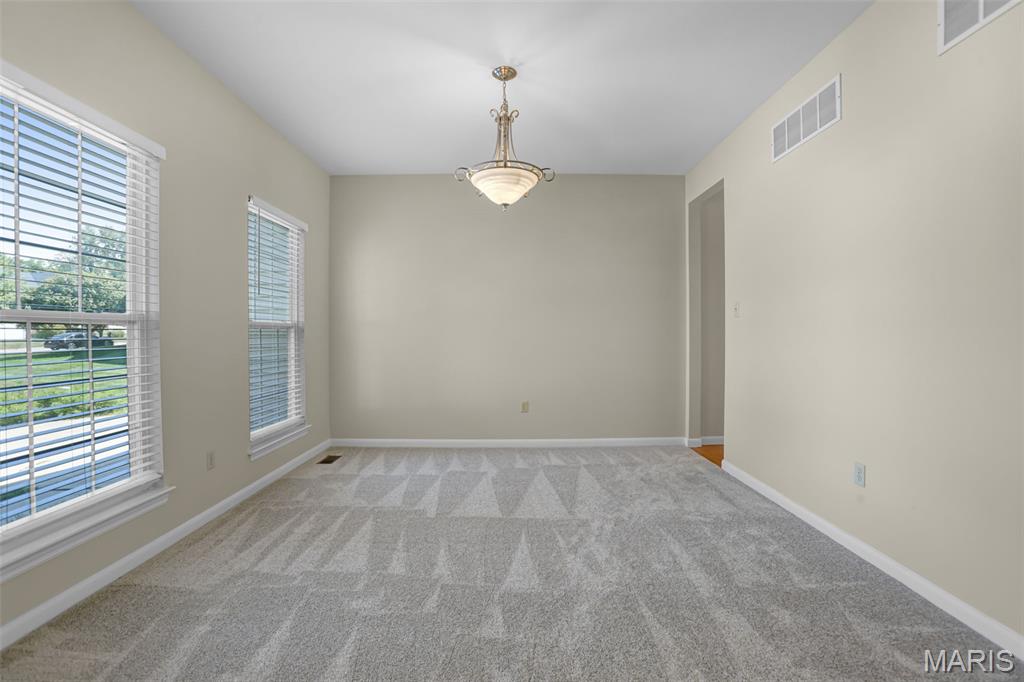 681 Zumwalt Crossing Property Photo 14