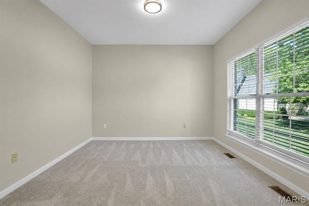 681 Zumwalt Crossing Property Photo 15