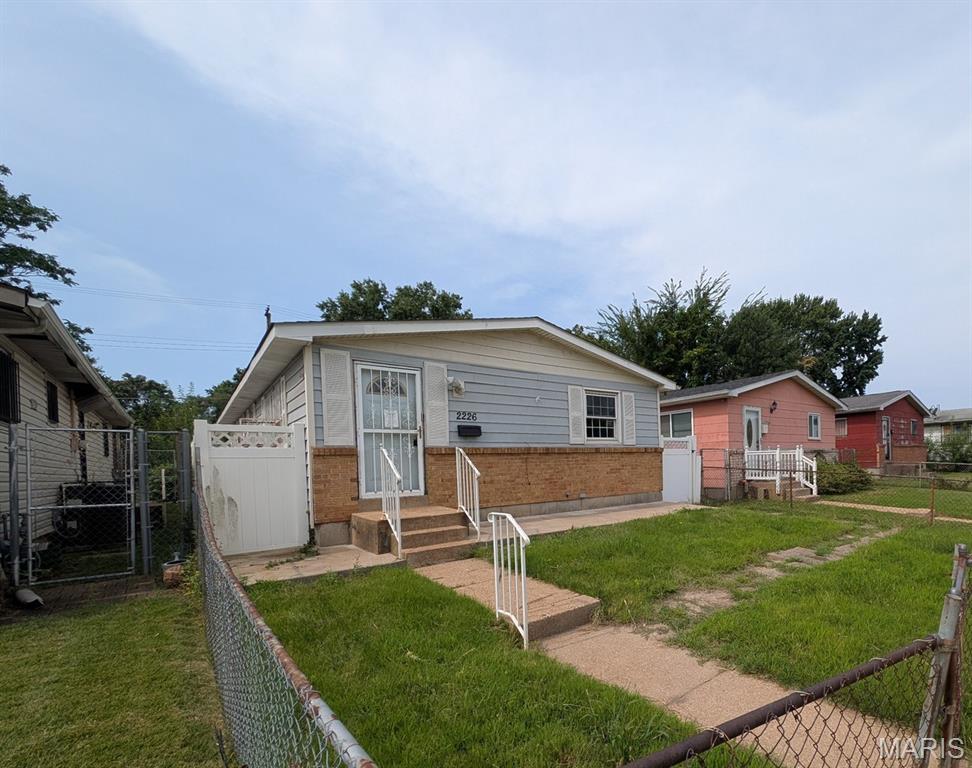 2226 Sullivan Avenue Property Photo 1