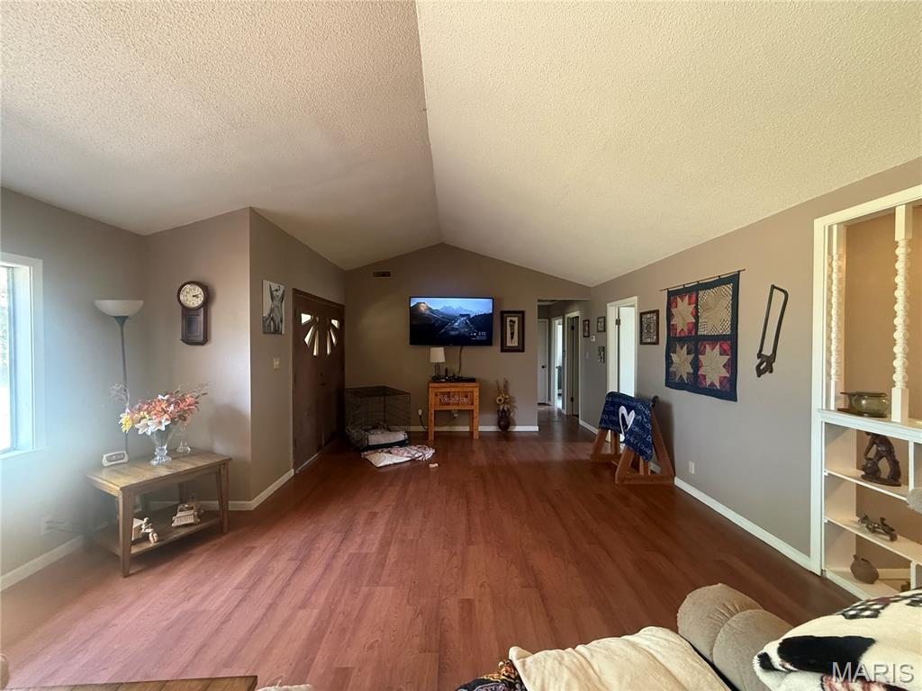 620 Dock Street Property Photo 4