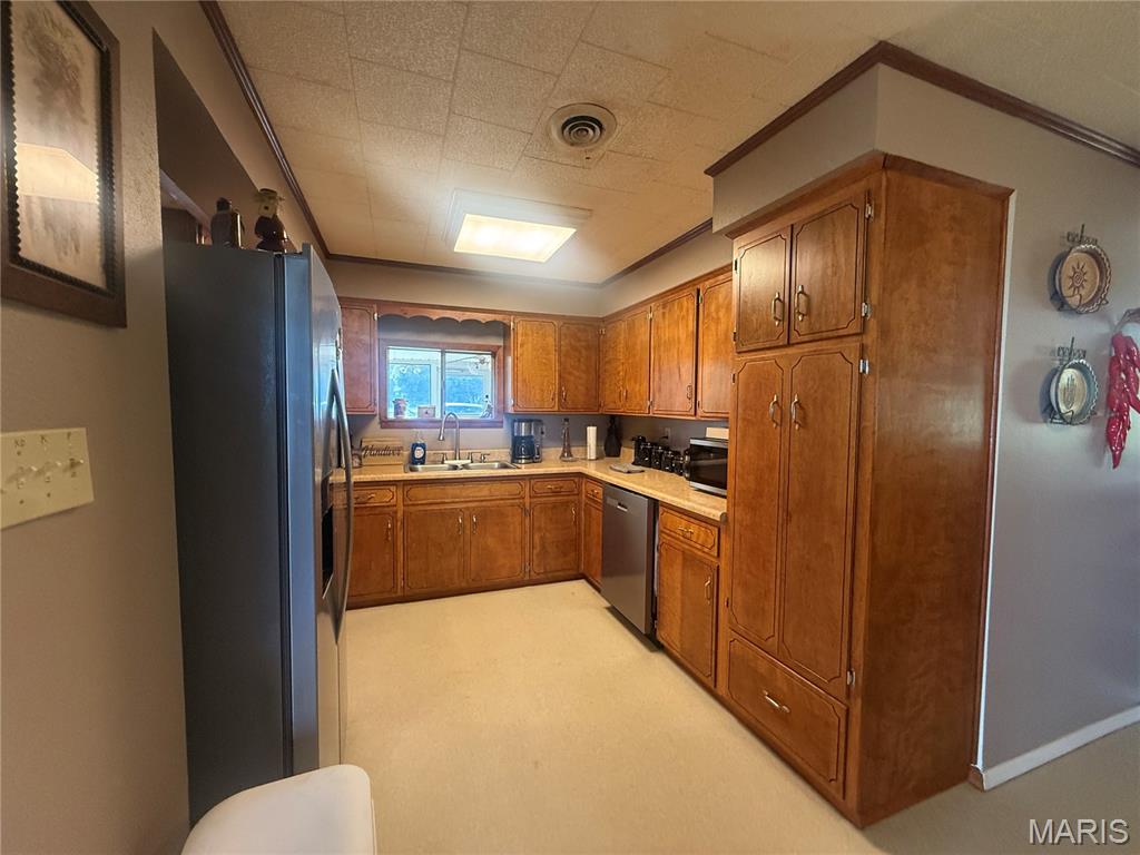 620 Dock Street Property Photo 9