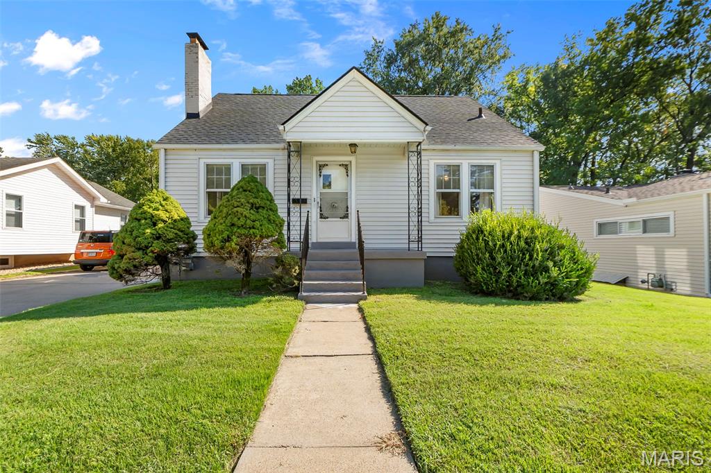 1739 Bessie Street Property Photo 1