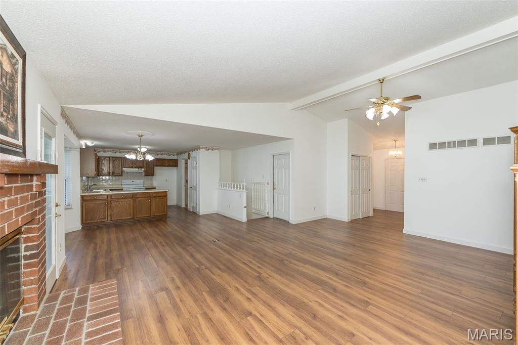 1124 Athena Way Property Photo 8