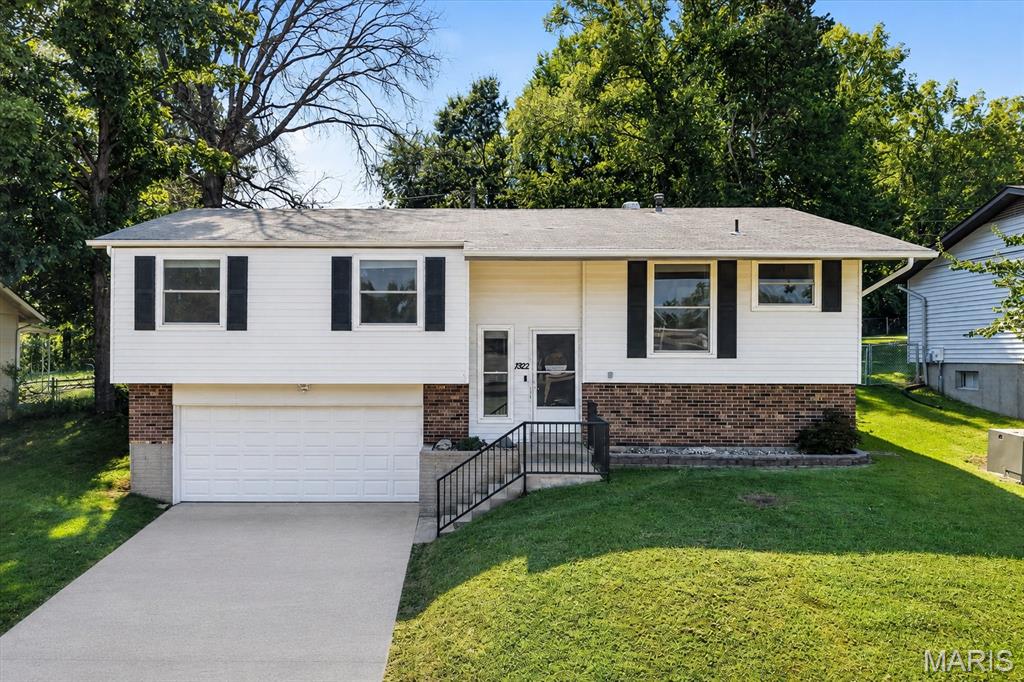 1922 Catlin Drive Property Photo 1