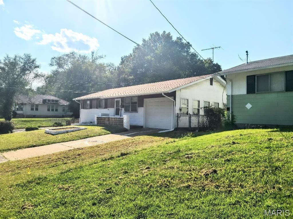 8601 Octavia Avenue Property Photo 3