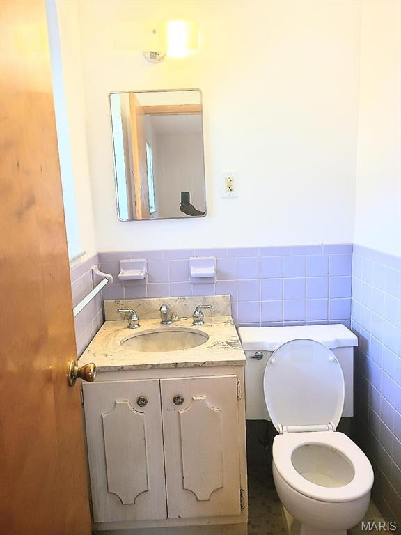 8601 Octavia Avenue Property Photo 14