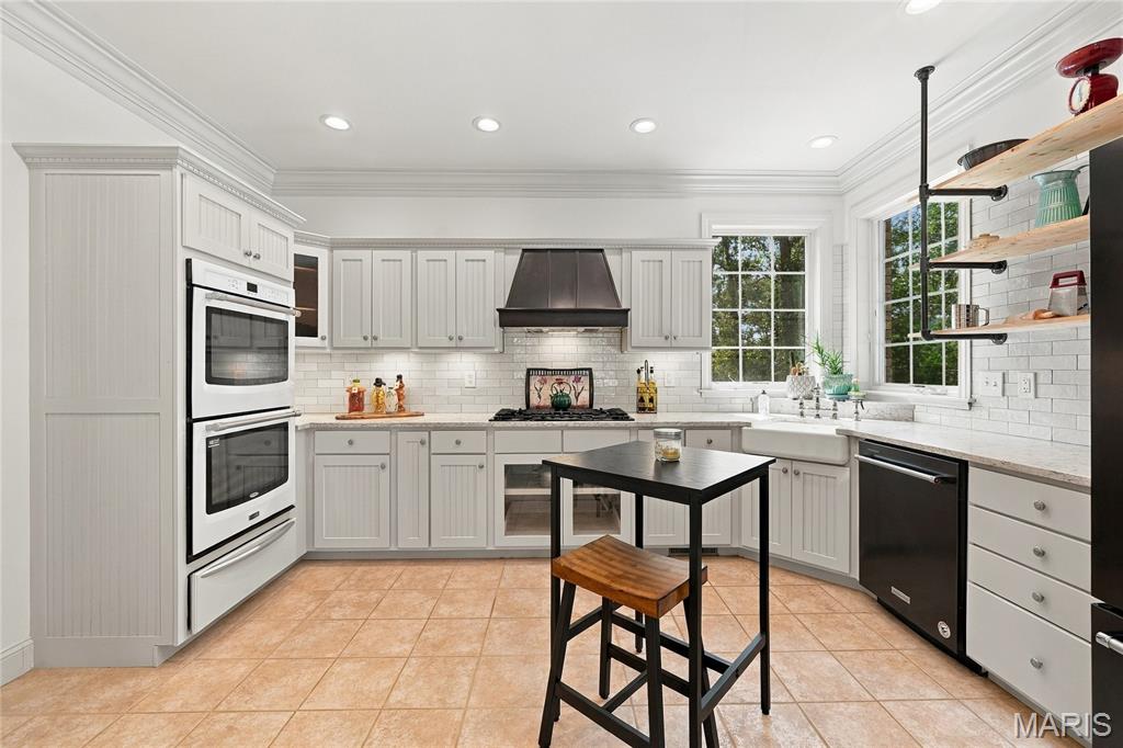 1 Wedgewood Drive Property Photo 13