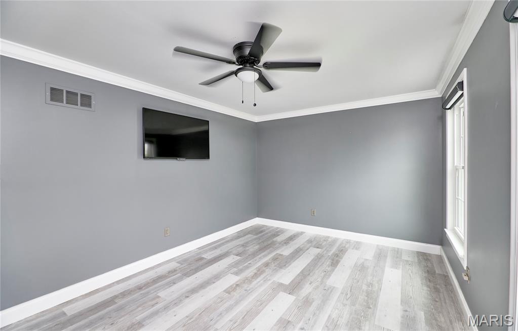 264 Greenshire Lane Property Photo 27