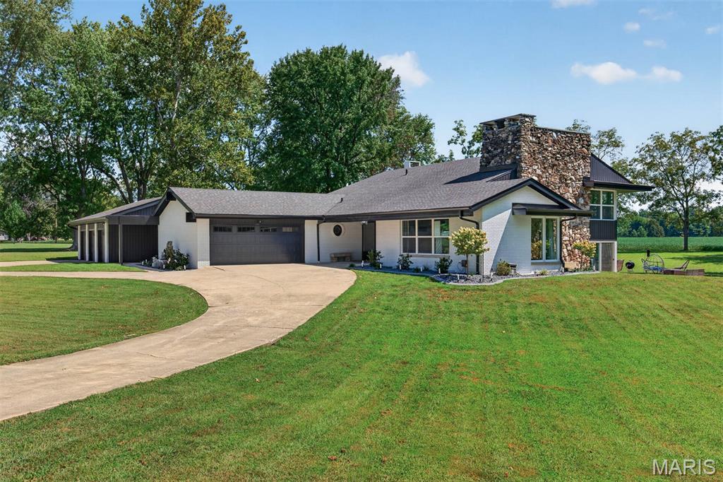 13750 Kayser Road Property Photo 1
