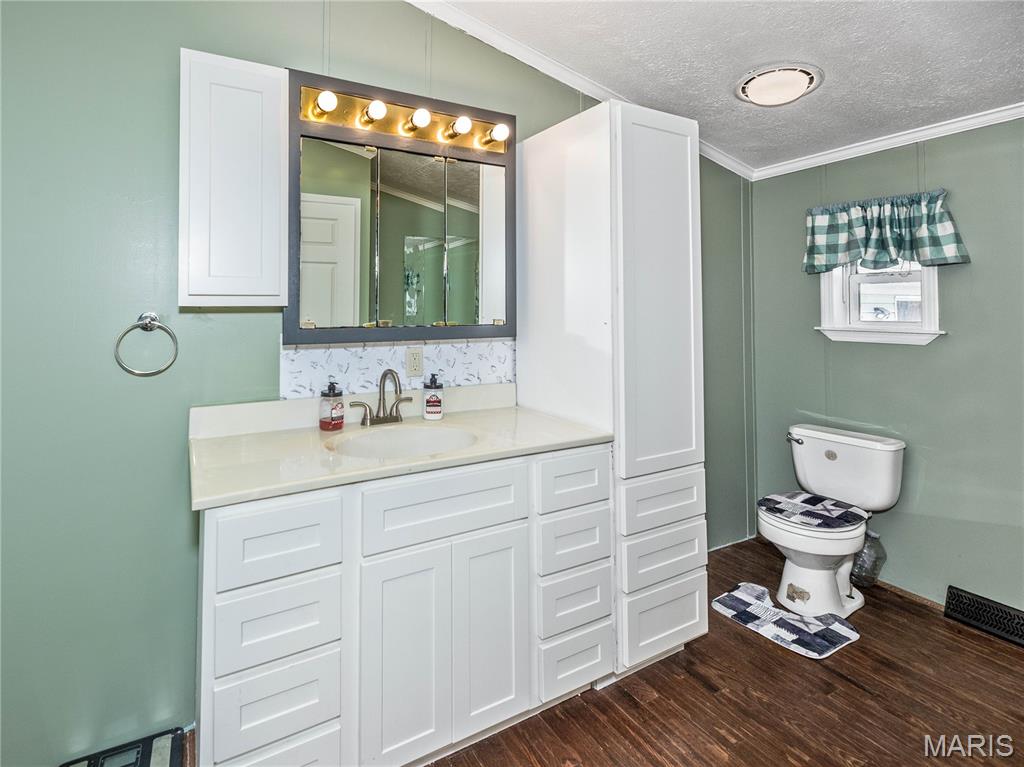 112 Schmidt Street Property Photo 22