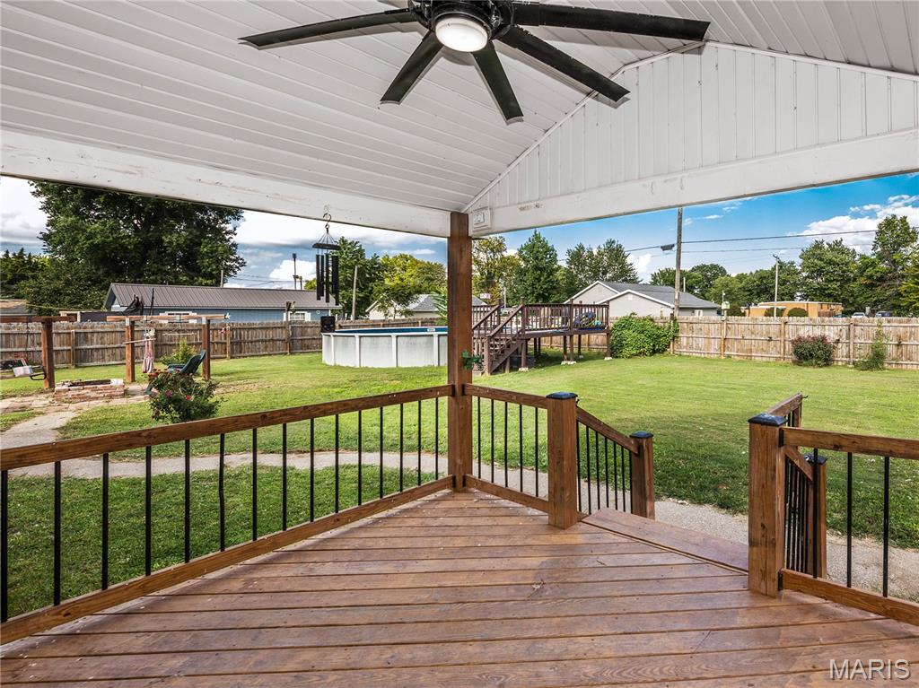 112 Schmidt Street Property Photo 40