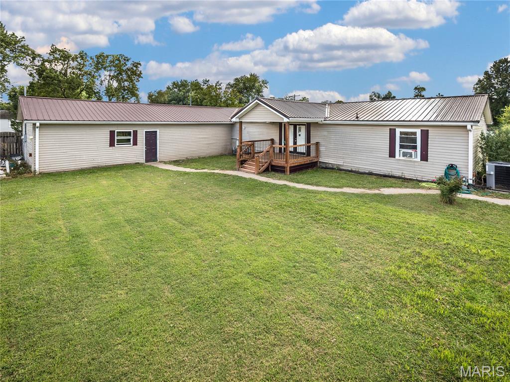 112 Schmidt Street Property Photo 42